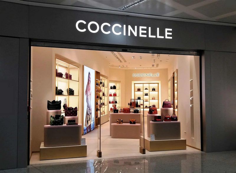 Showroom túi xách của Chị Thanh tại Quận 1