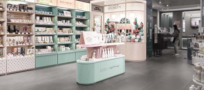 Mẫu thiết kế shop mỹ phẩm cao cấp của Chị Lan tại Quận 1