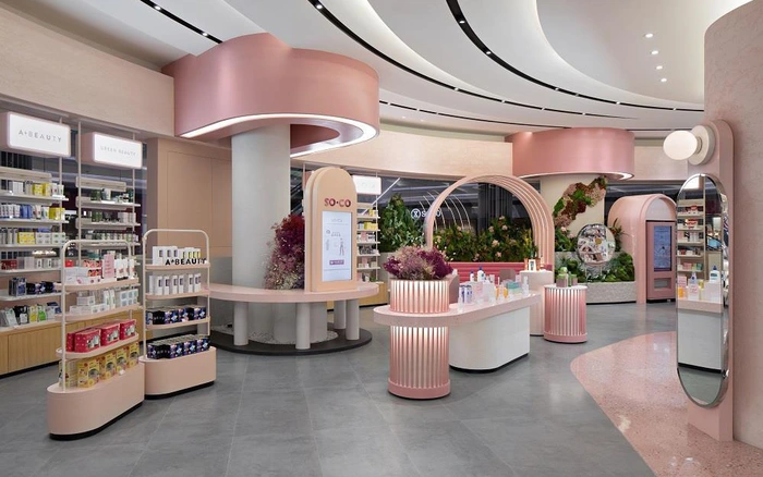 Mẫu thiết kế shop nước hoa sang trọng của Chị Mai tại Quận 3, Thành phố Hồ Chí Minh