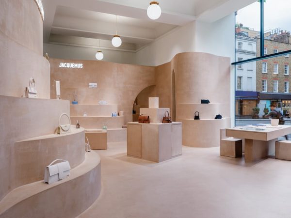 Mẫu showroom túi xách cao cấp của Anh Nam tại Quận 3