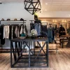 Mẫu thiết kế shop thời trang Nam cổ điển