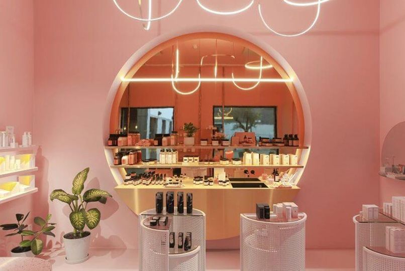 Mẫu shop mỹ phẩm trang nhã của Chị Linh tại Quận Phú Nhuận Mẫu shop mỹ phẩm trang nhã của Chị Linh tại Quận Phú Nhuận