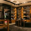 Mẫu thiết kế shop quần áo thời trang nam cao cấp của Anh Huy tại Quận 1