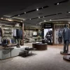 Mẫu thiết kế showroom quần áo vest nam của Anh Tuấn tại Quận 11