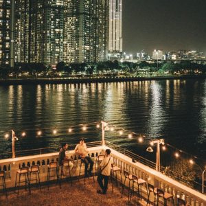 Quán Rooftop Chạng Vạng View sông chill lắm