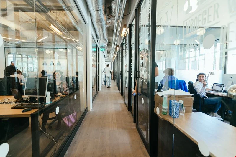 Mẫu thiết kế Văn phòng hiện đại 100m² Mẫu thiết kế Văn phòng hiện đại 100m²