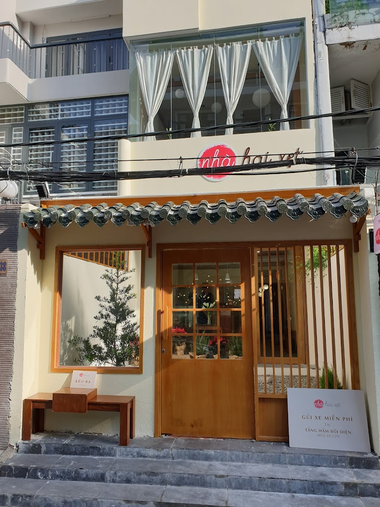 Nhà Hai Xẹt