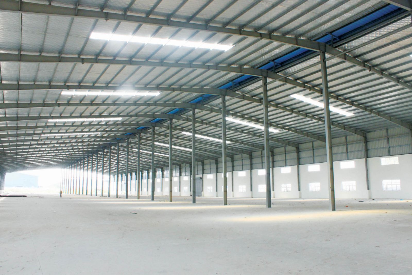 Nhà Xưởng Khung Thép Công Nghiệp