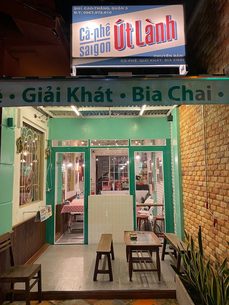 Út Lành Cafe Út Lành Cafe