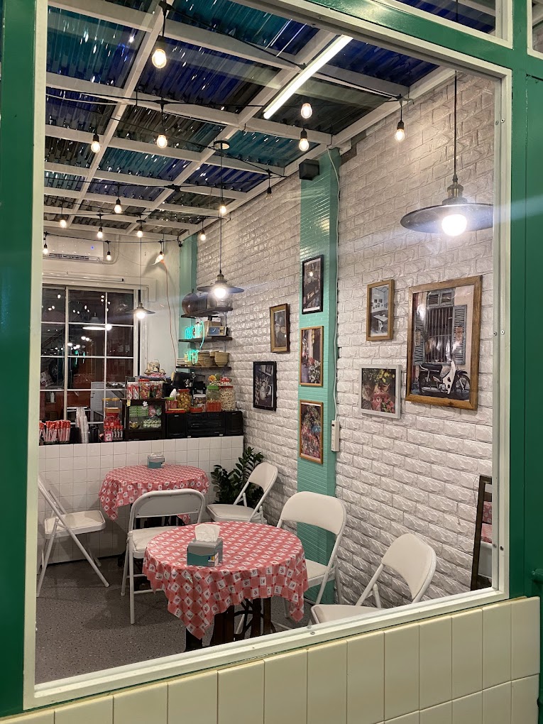 Út Lành Cafe