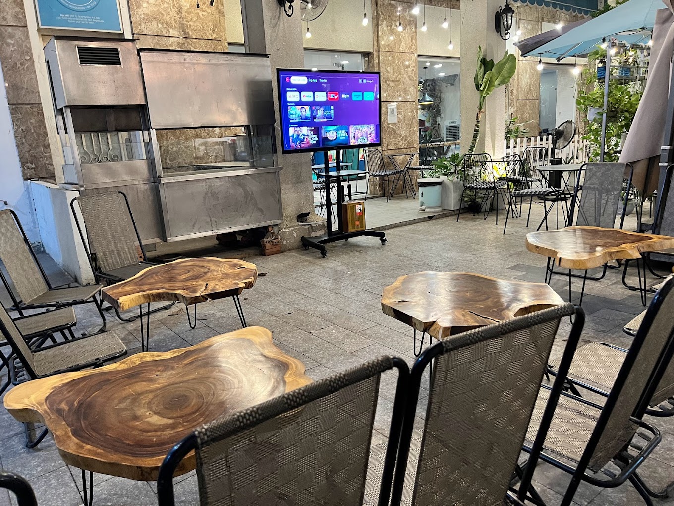 Cafe Du Vent
