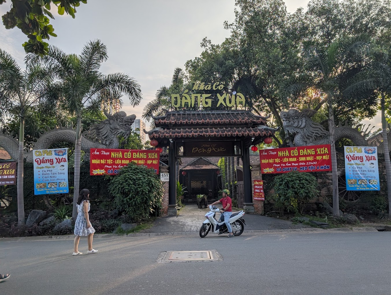 Nhà Cổ Dáng Xưa