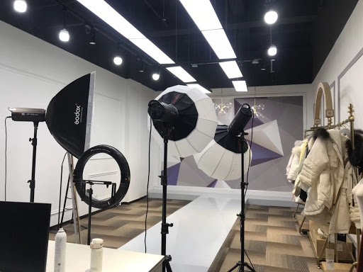 Thiết kế/Thi công phòng livestream Quận 7 Thiết kế/Thi công phòng livestream Quận 7