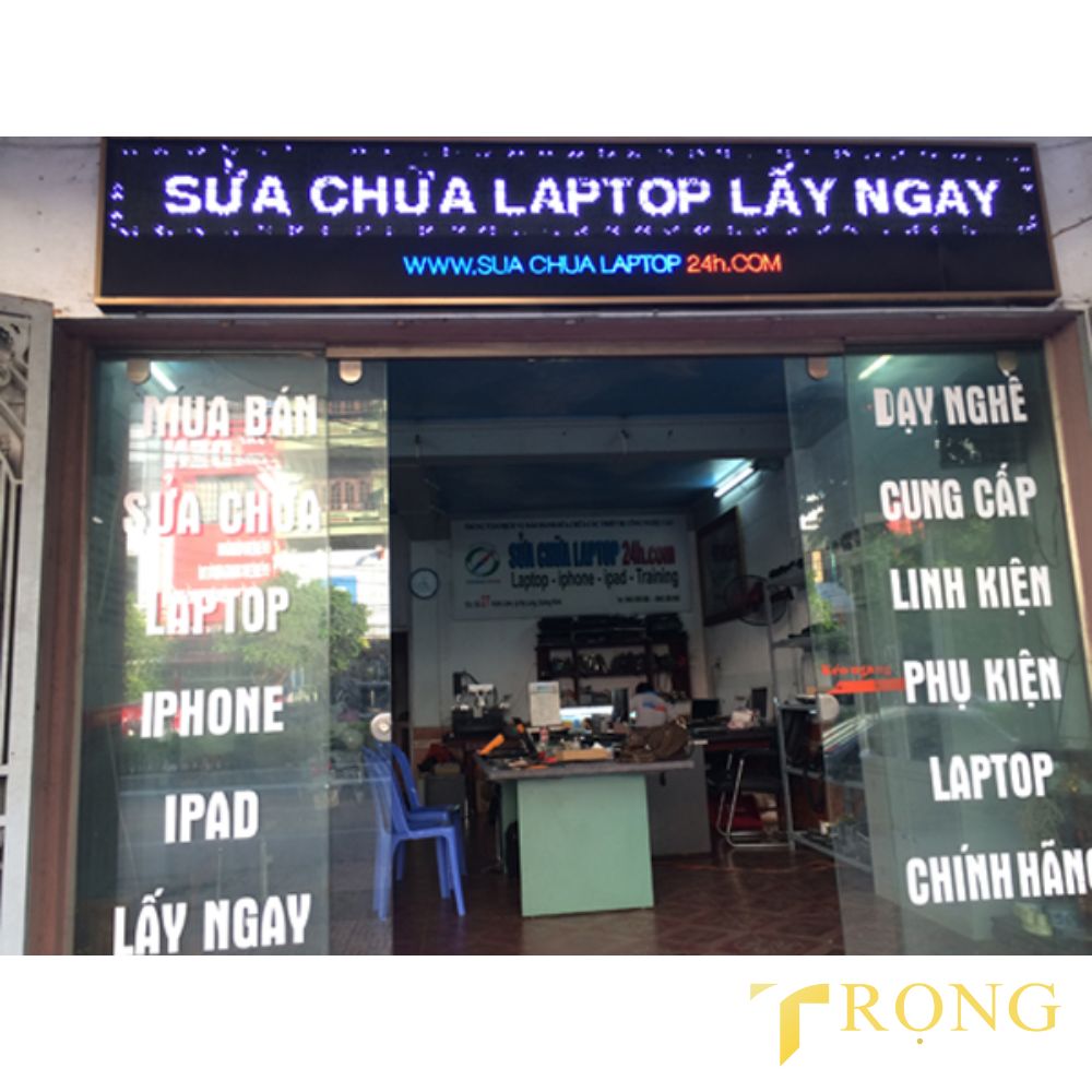 10_ Thiết kế_ thi công bảng hiệu Cửa hàng phụ kiện, linh kiện điện thoại, máy tính _ Trọng Design