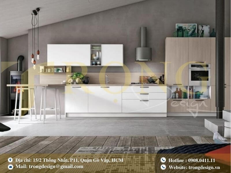 Bếp hiện đại, tươi sáng với tông màu trắng chủ đạo và điểm nhấn gỗ ấm áp.