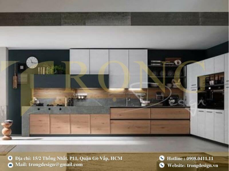 Bếp hiện đại, sang trọng với tông màu trắng và đá cẩm thạch.