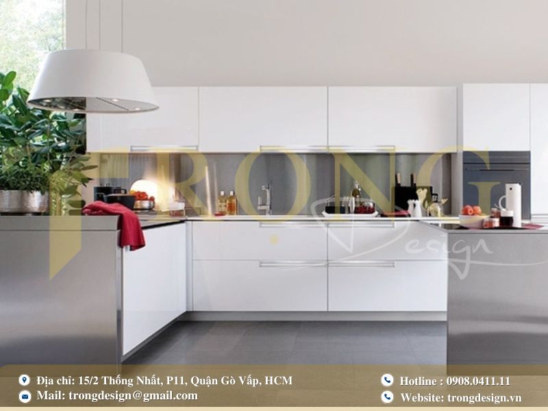 Mẫu bếp Acrylic trắng sáng – sang trọng cho căn hộ cao cấp