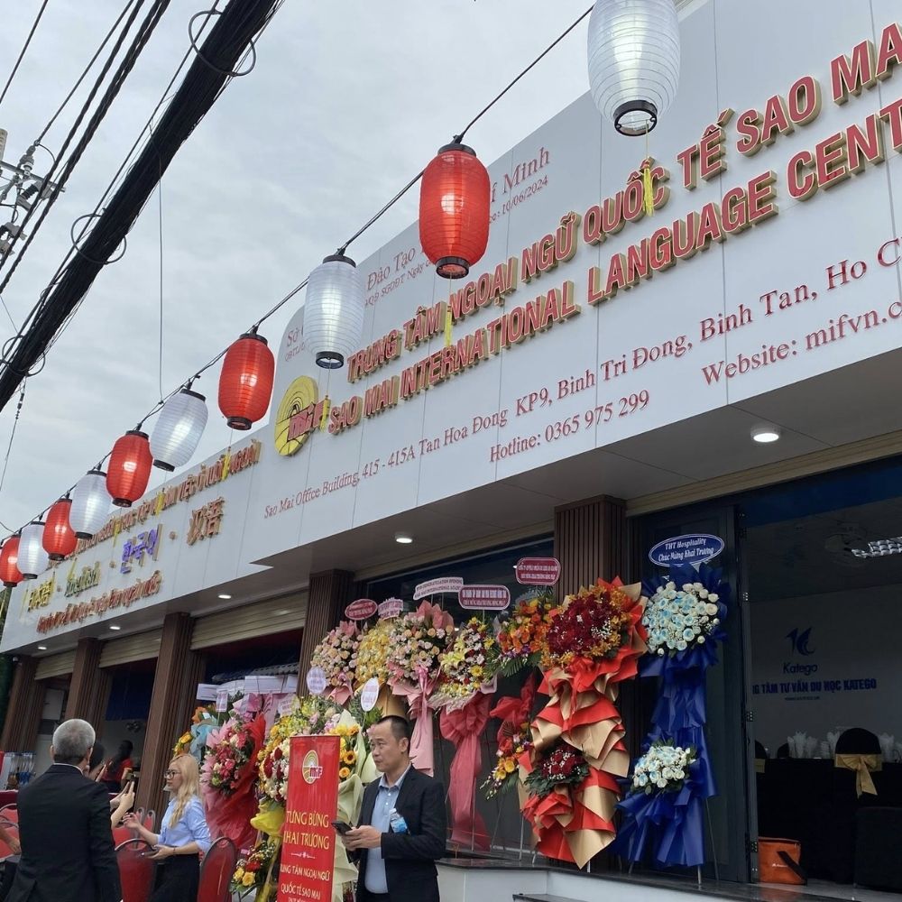 Thi công bảng hiệu giá rẻ Sài Gòn _ Làm bảng hiệu quảng cáo, bảng hiệu cửa hàng uy tín Sài Gòn - Hà Nội_ Trọng Design (138)