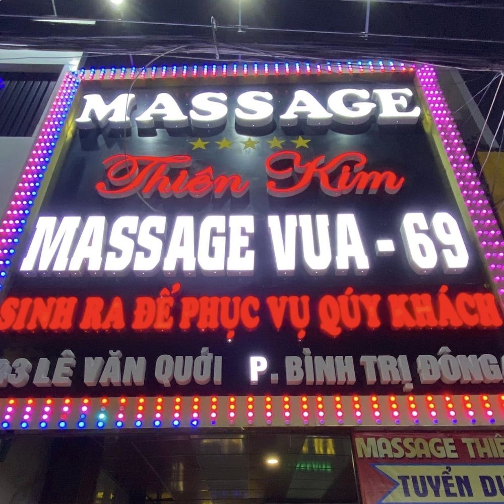 Thi công bảng hiệu giá rẻ Sài Gòn _ Làm bảng hiệu quảng cáo, bảng hiệu cửa hàng uy tín Sài Gòn - Hà Nội_ Trọng Design