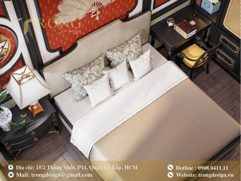Phòng ngủ phong cách Đông Dương với nội thất cổ điển.