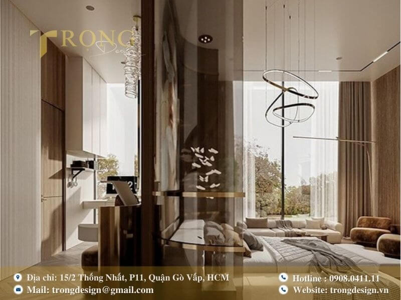 Phòng ngủ hiện đại với vách ngăn kính cong.