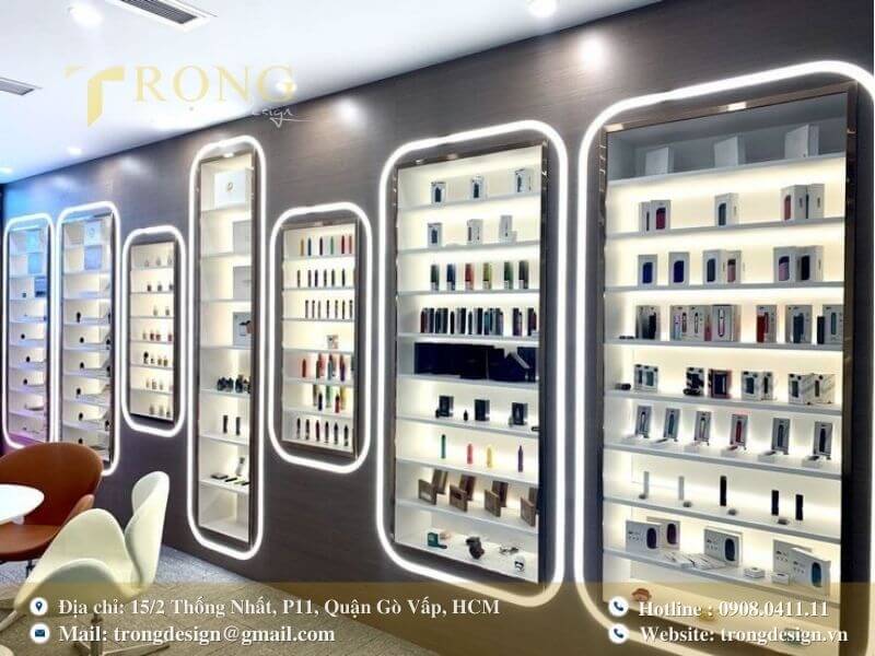 Thiết kế kệ trưng bày độc đáo, sử dụng đèn LED viền tạo hiệu ứng thị giác ấn tượng.