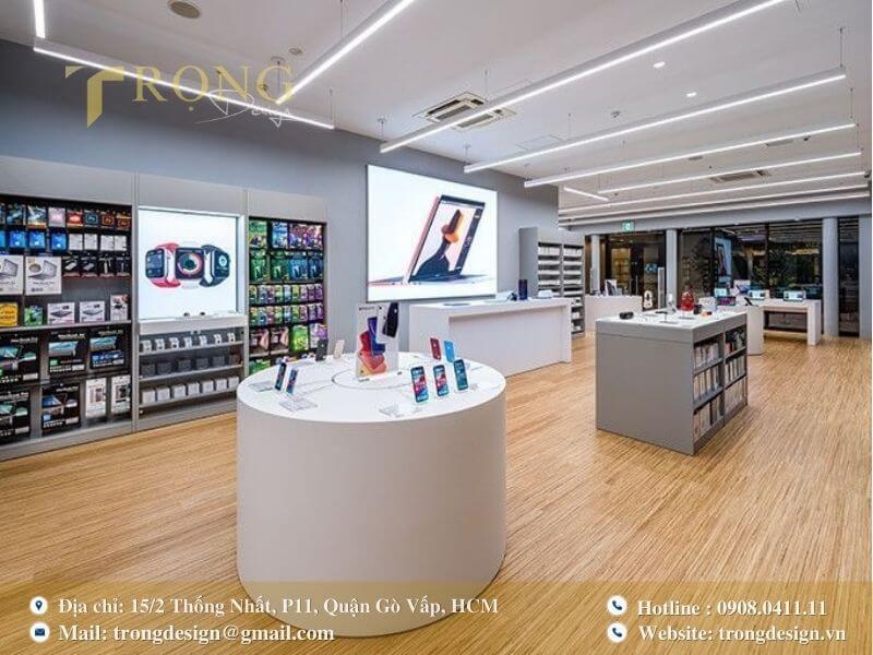 Thiết kế sáng sủa, sàn gỗ ấm áp và bục tròn hiện đại