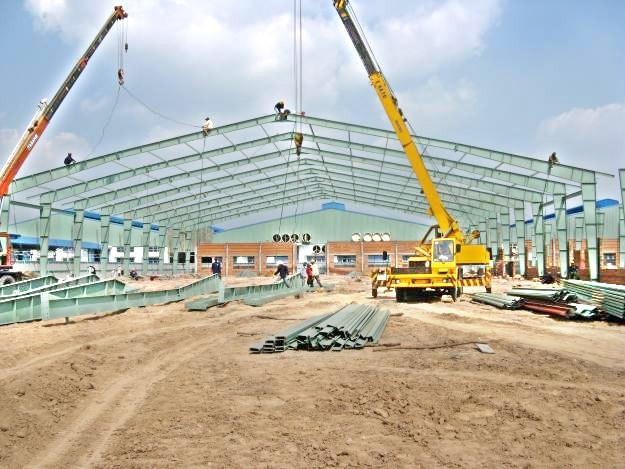 Các yếu tố ảnh hưởng đến giá thiết kế thi công nhà xưởng quận 9